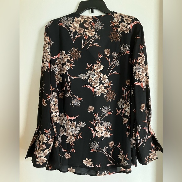 Roz & Ali Blouse - Picture 2 of 3